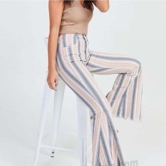 Altar'd State Pants - ALTAR'D STATE Boho Print Bell Bottomed Flared Jeans Size Small